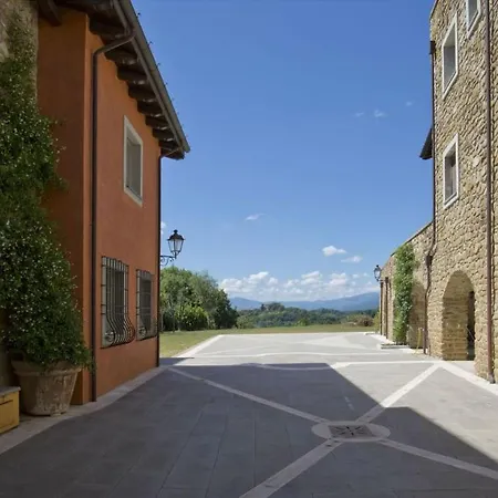 Apartament Borgo Vaccareccia Lucrezia Costamala